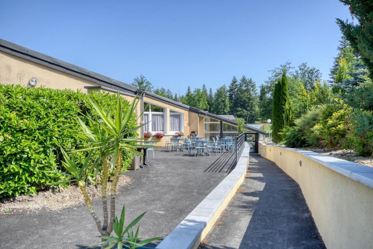 Vvf Correze Pays D'Eygurande Hotel Exterior photo